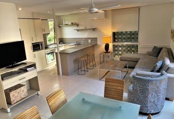 The Hastings Beach Houses has Balcony rooms