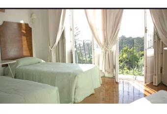 Monte da Lua allows 18 year olds to book a room