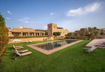 Tigmi has Balcony rooms