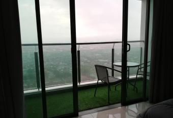 Bangi Gateway Service Apartment has Balcony rooms