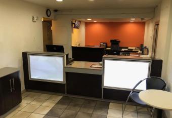 Travelodge by Wyndham Pompano Beach has Smoking rooms