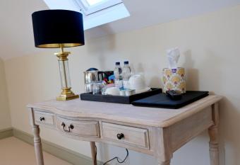 Blacknest Golf and Country Club allows 18 year olds to book a room