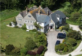 Higher Faugan Parc allows 18 year olds to book a room