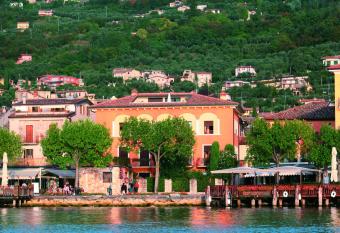 Casa Vacanza - Casa del Padre Nascimbeni has Balcony rooms