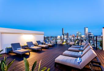 Hotel Grand Chancellor Brisbane has Balcony rooms