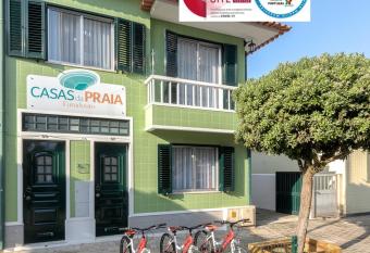 Casas da Praia allows 18 year olds to book a room
