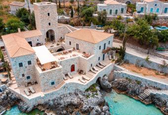 Pirgos Mavromichali allows 18 year olds to book a room