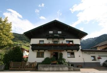 Haus Elisabeth has Balcony rooms
