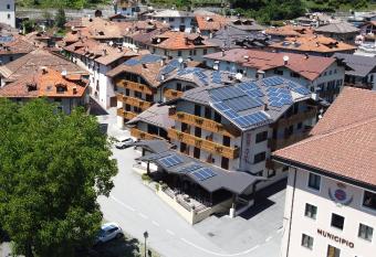 Hotel Denny has Balcony rooms