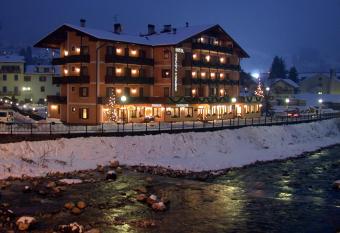 Albergo Conca Verde has Balcony rooms