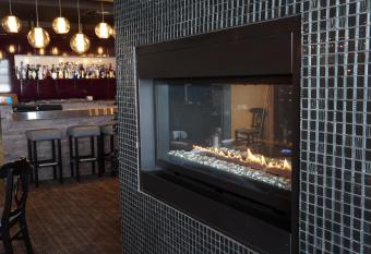 Frantz Inn allows 18 year olds to book a room