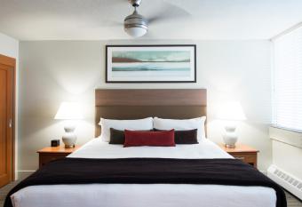 West Coast Suites at UBC has Balcony rooms