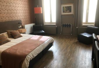 Hotel Duivels Paterke Harelbeeksestraat 29, 8500 Kortrijk allows 18 year olds to book a room