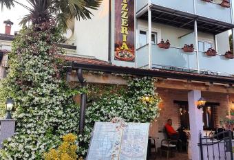 Rooms Laco has Balcony rooms