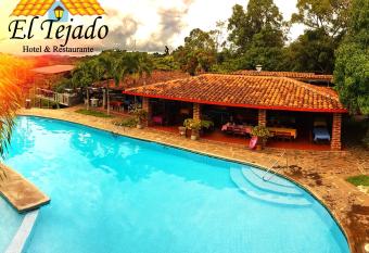 El Tejado has Balcony rooms