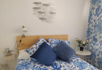 La Motilla has Balcony rooms