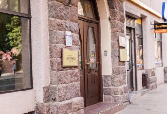 Hostel Viktorija with Private Rooms allows 18 year olds to book a room