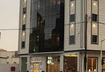 Ladera Hotel Tanomah has Balcony rooms