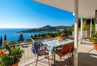 Apartments Katica has Balcony rooms