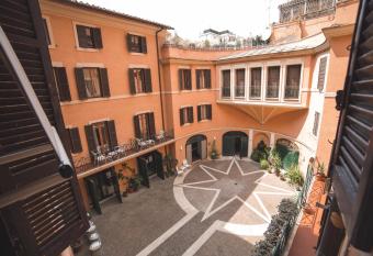 Trevi Portrait allows 18 year olds to book a room