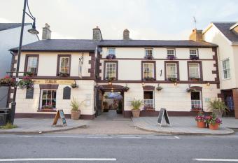 The Royal Oak Pub allows 18 year olds to book a room