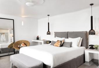 Boheme Mykonos Town - Small Luxury Hotels of the World allows 18 year olds to book a room