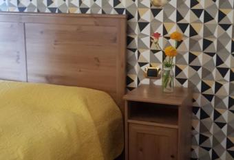 B&B del Lago allows 18 year olds to book a room