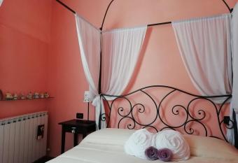 Nido nel cuore di Bevagna has Balcony rooms