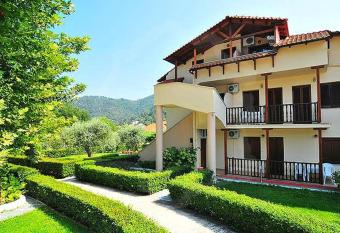 Maria Apartments has Balcony rooms