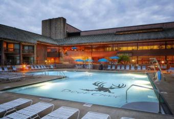 Deer Creek State Park Lodge and Conference Center has Balcony rooms