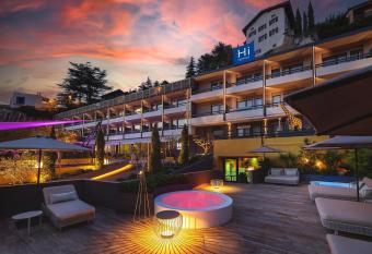 Hi Hotel - Wellness & Spa allows 18 year olds to book a room