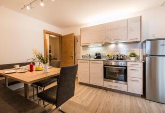 smartFLATS has Balcony rooms