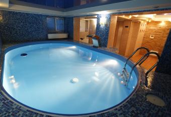 Tsvit Paporoti has Balcony rooms