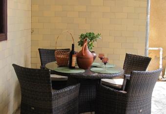 Guest House Stefanos has Balcony rooms