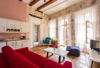 Casa Del Mare has Balcony rooms