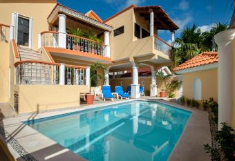 Righetto Vacation Rentals has Balcony rooms