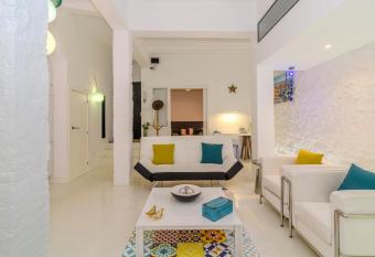 Loft-Luso has Balcony rooms