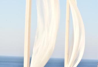 Litus Studios allows 18 year olds to book a room