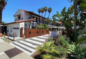 Haley Hotel allows 18 year olds to book a room