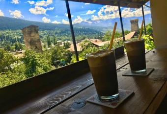 Guesthouse Chela has Balcony rooms