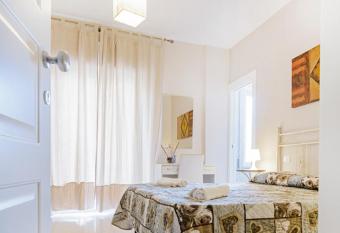 Casa Laura Sorrento allows 18 year olds to book a room