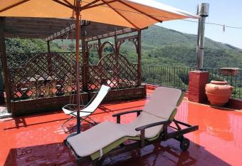 La Petite Maison - Panoramic Apartment di Terry De Martino has Balcony rooms