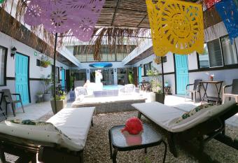 Hotel Perico Azul & Surf Camp has Balcony rooms