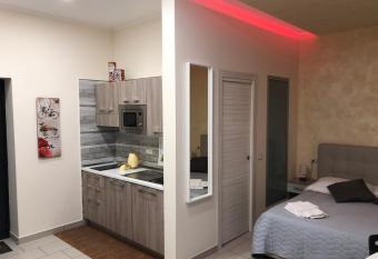 Room25mq Picasso has Balcony rooms