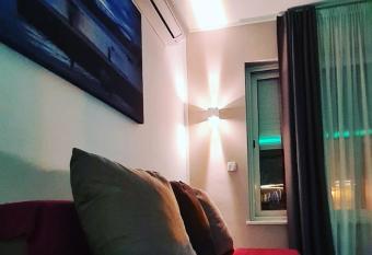 Apartment Luce allows 18 year olds to book a room