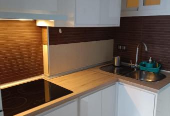 Edificio Minerva allows 18 year olds to book a room