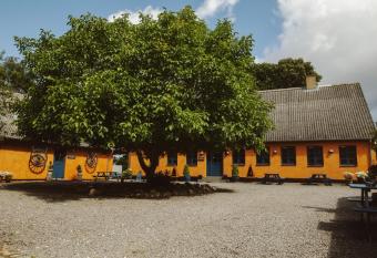 Stevns Klint Bed & Breakfast has Balcony rooms