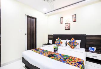 FabExpress The Grand Kohinoor Navi Mumbai allows 18 year olds to book a room