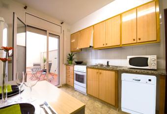 Apartments Figueres has Balcony rooms