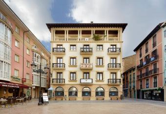 Musika Plaza allows 18 year olds to book a room